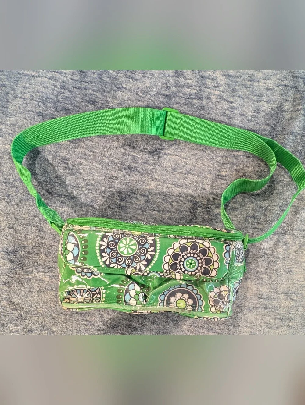 Vera Bradley Cupcake Green Mini Cooler (Retired Pattern)